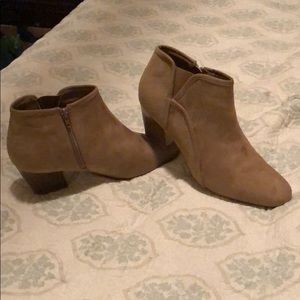 Ankle boots